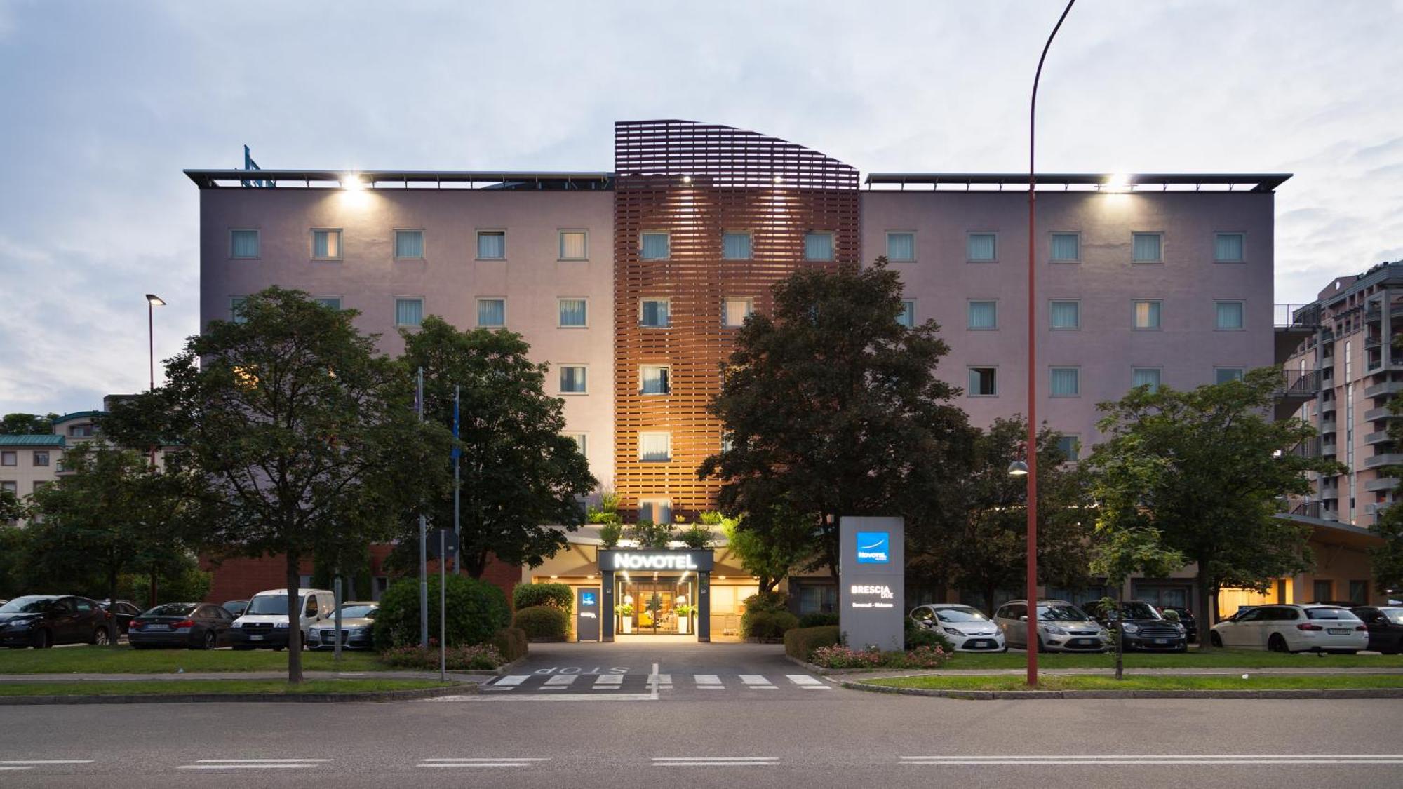 Novotel Brescia Due Kültér fotó